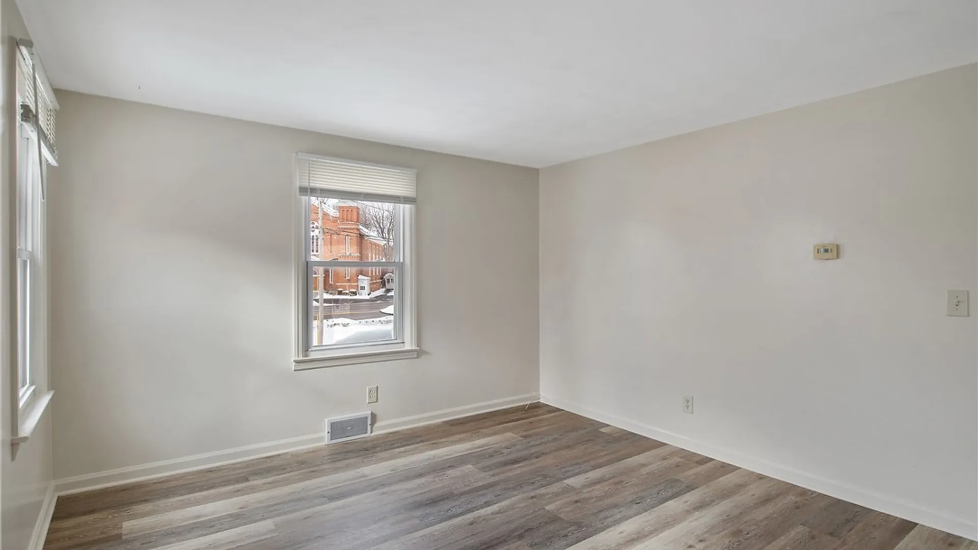Property at 104 Tamarack Street, Salina, NY 13088 26