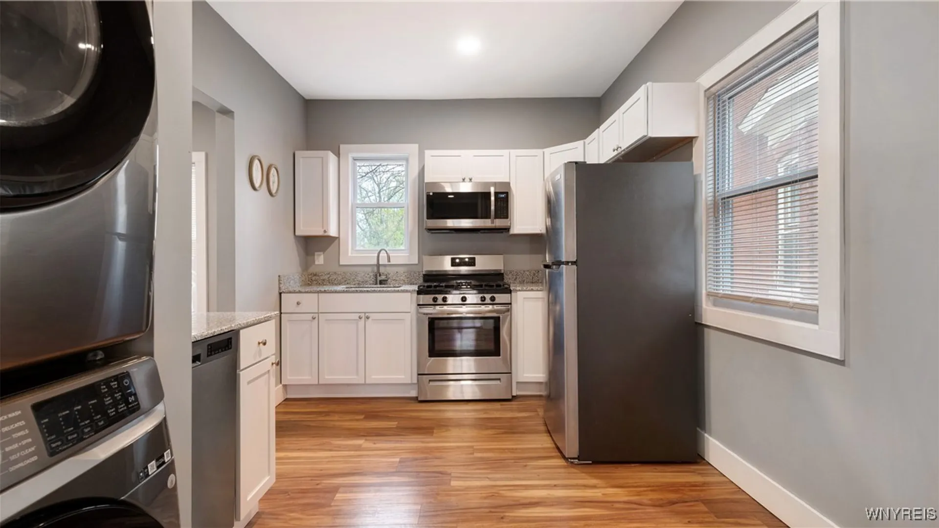 Property at 713 Townsend Place, Niagara Falls, NY 14301 2