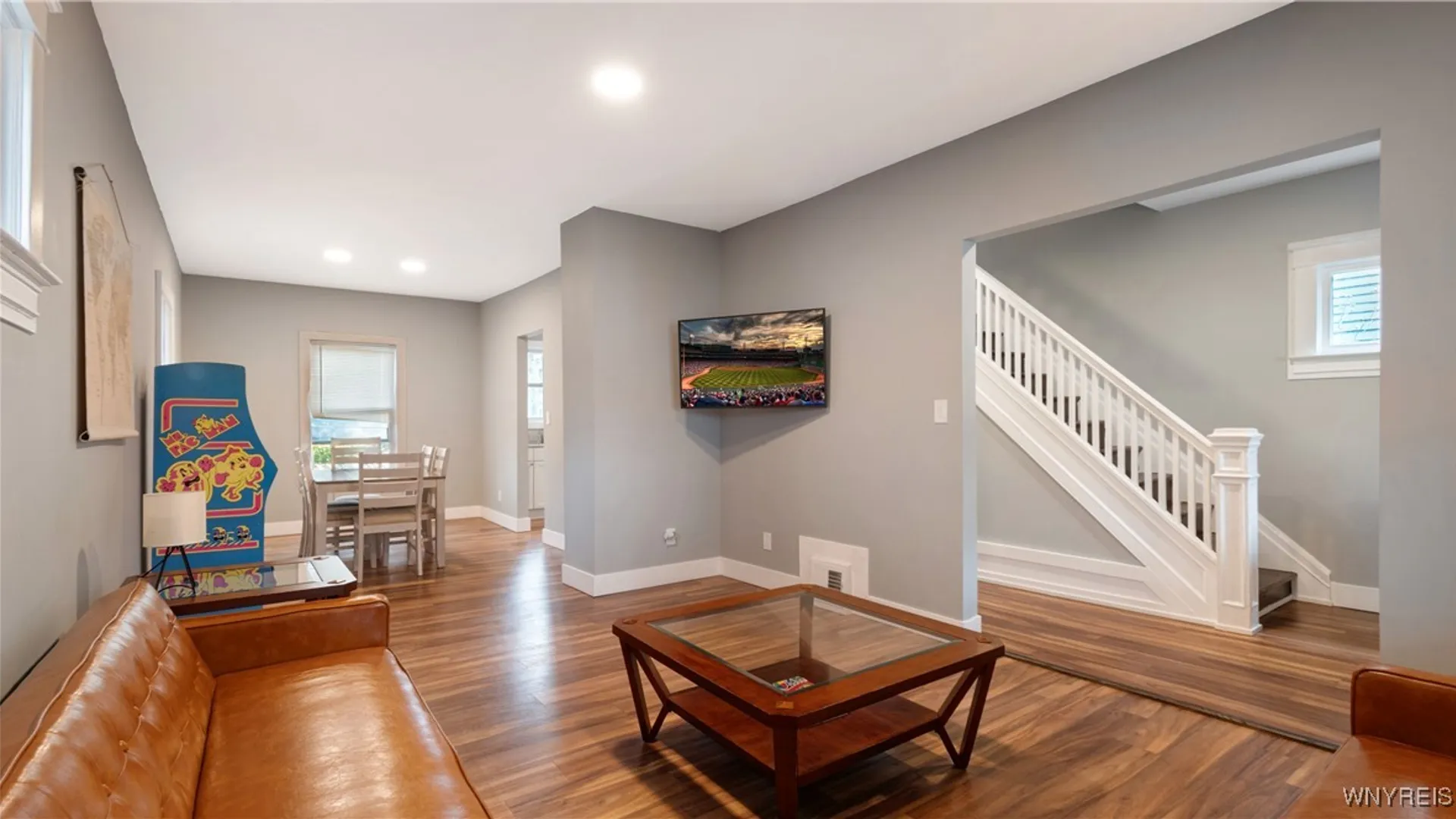 Property at 713 Townsend Place, Niagara Falls, NY 14301 8