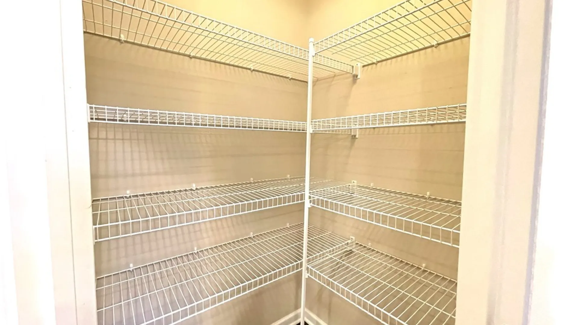 Property at 113 Weeping Willow, Camillus, NY 13031 12