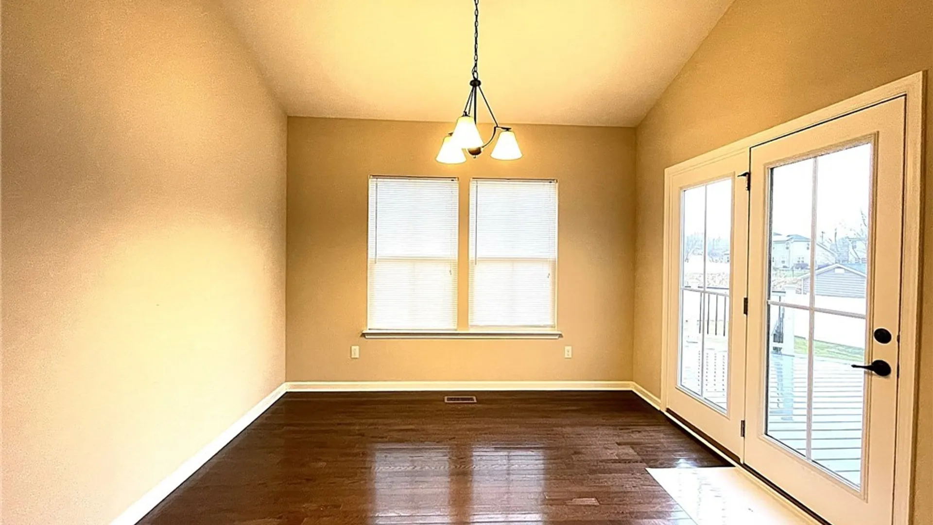 Property at 113 Weeping Willow, Camillus, NY 13031 14