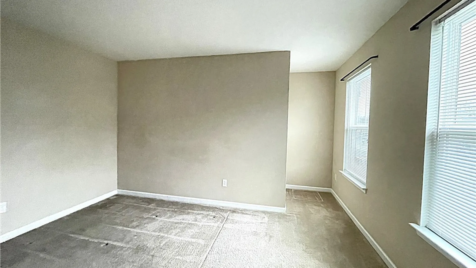 Property at 113 Weeping Willow, Camillus, NY 13031 22