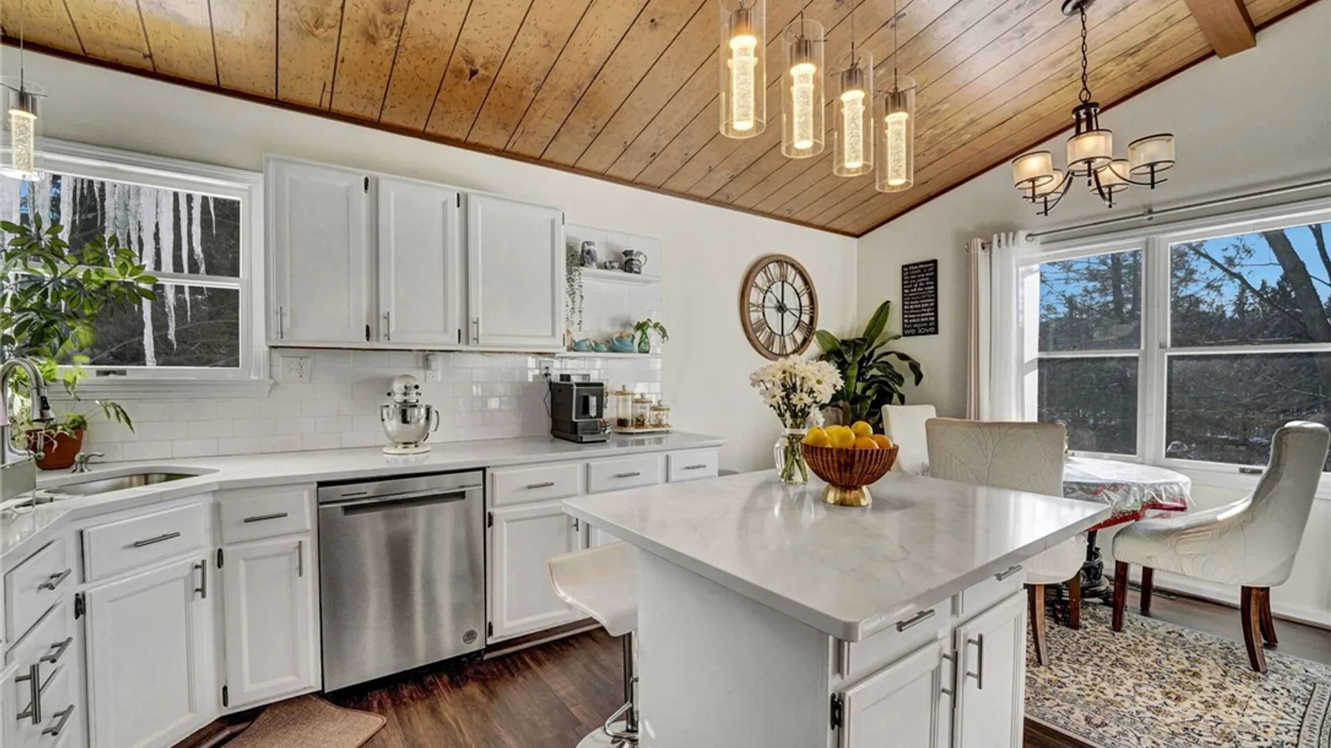 Property at 17 Fiske Avenue, Bradford Town, PA 16701 13