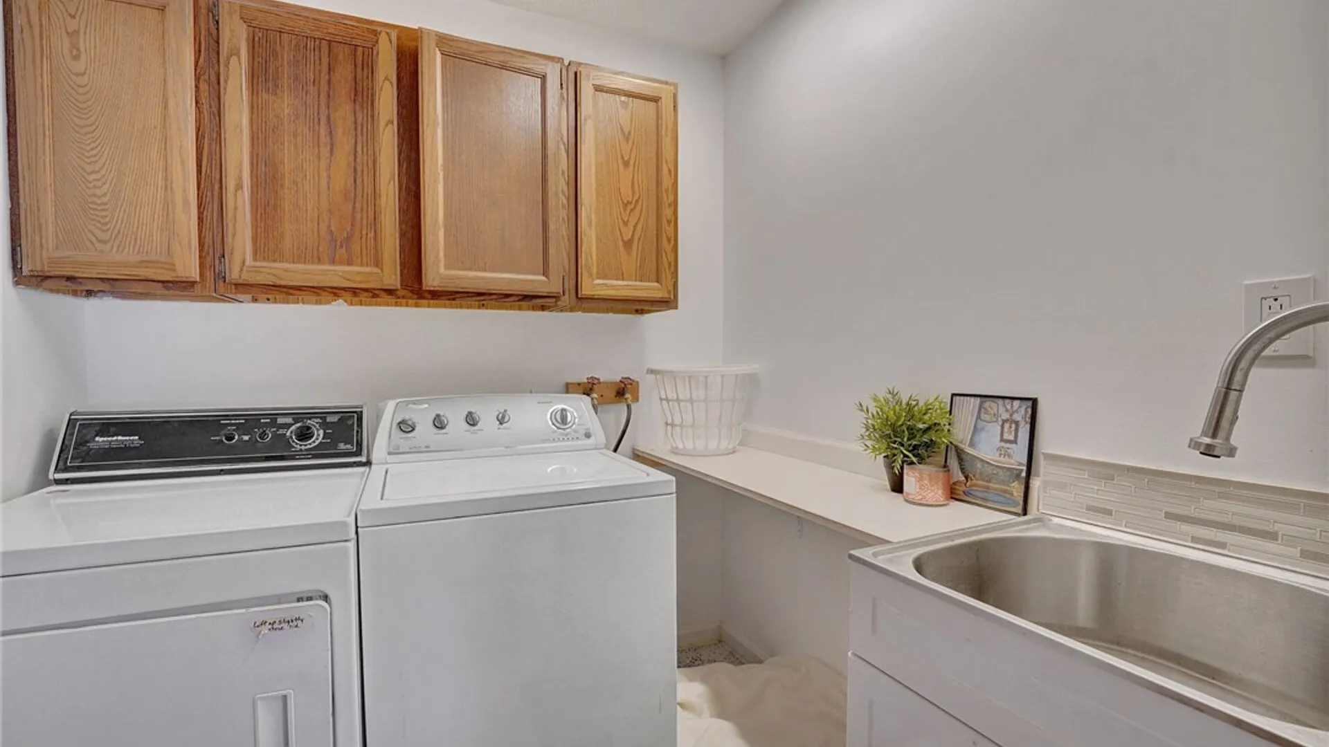 Property at 17 Fiske Avenue, Bradford Town, PA 16701 25