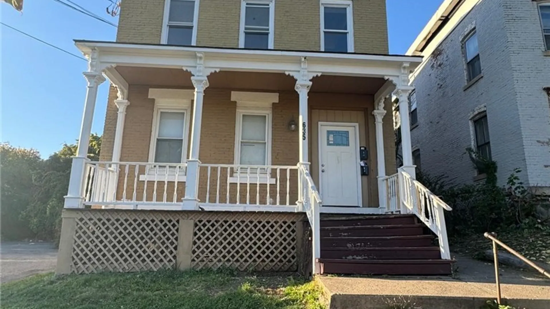 Property at 635 E Willow Street, Syracuse, NY 13203 3