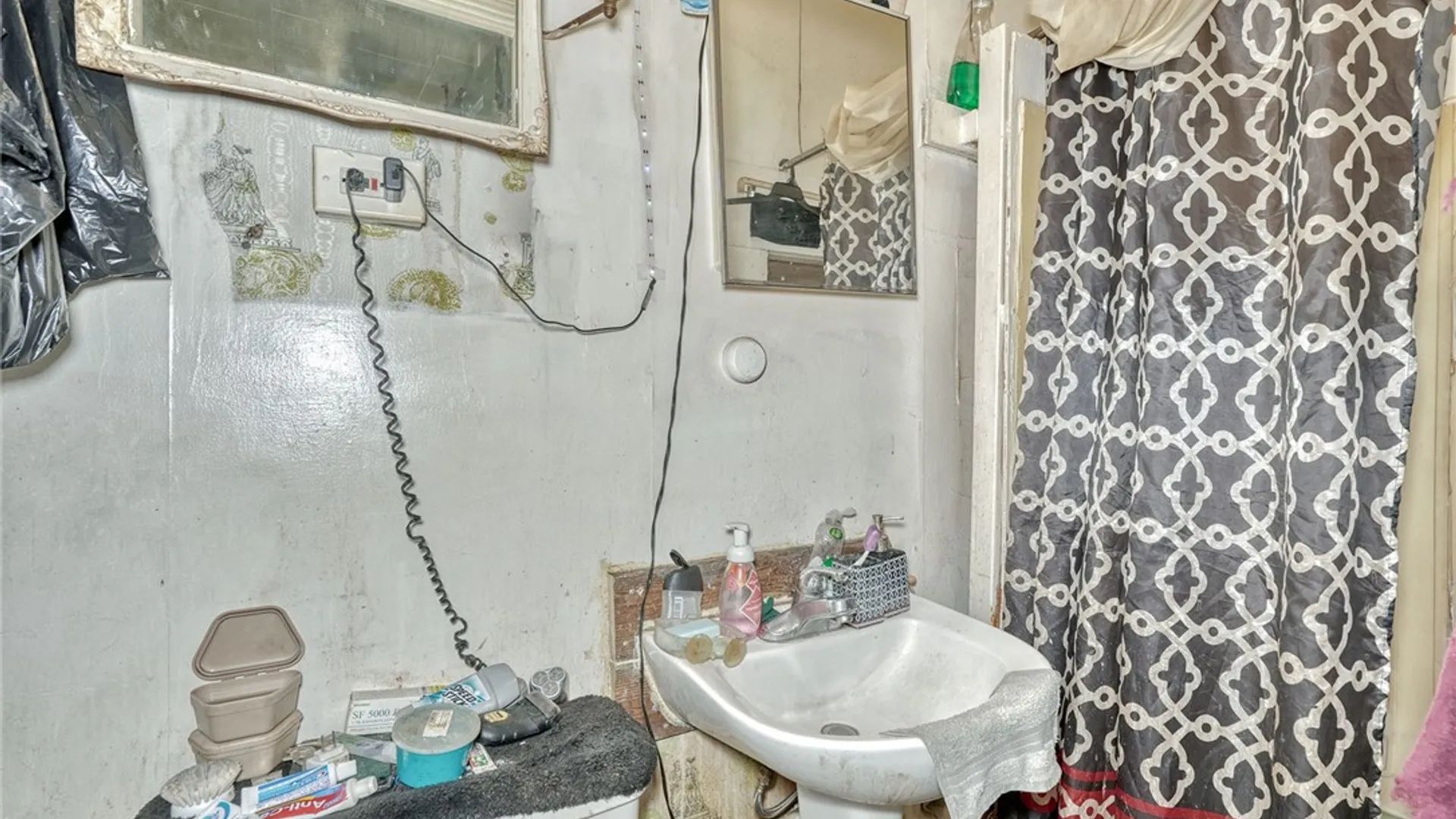 Property at 534-538 Main Street, Rochester, NY 14608 41