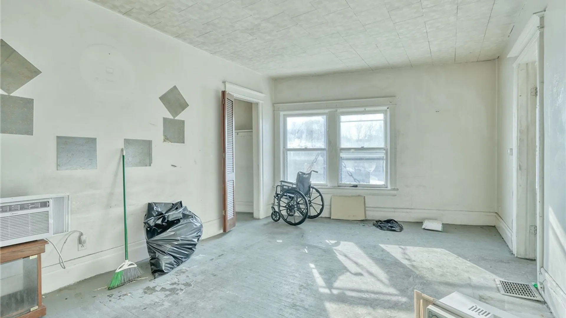 Property at 534-538 Main Street, Rochester, NY 14608 42