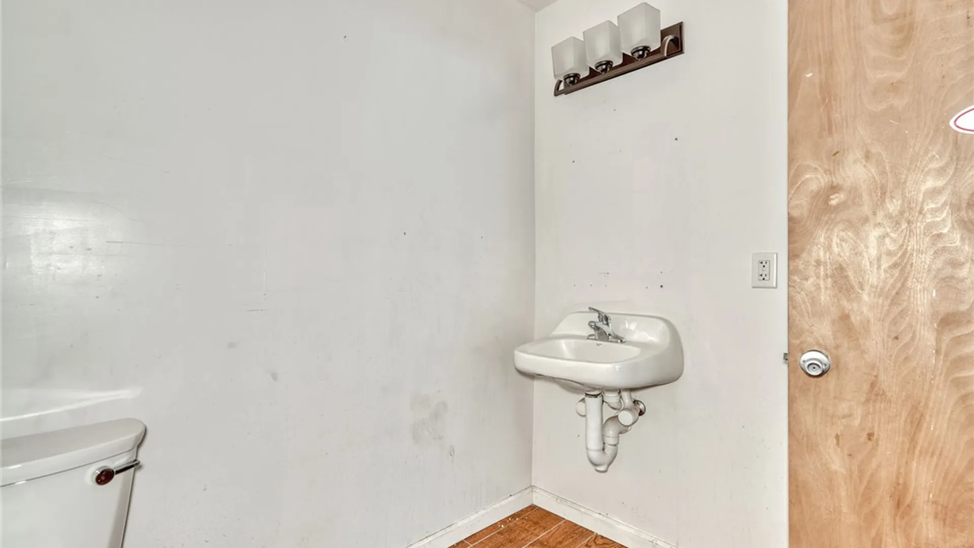 Property at 534-538 Main Street, Rochester, NY 14608 8