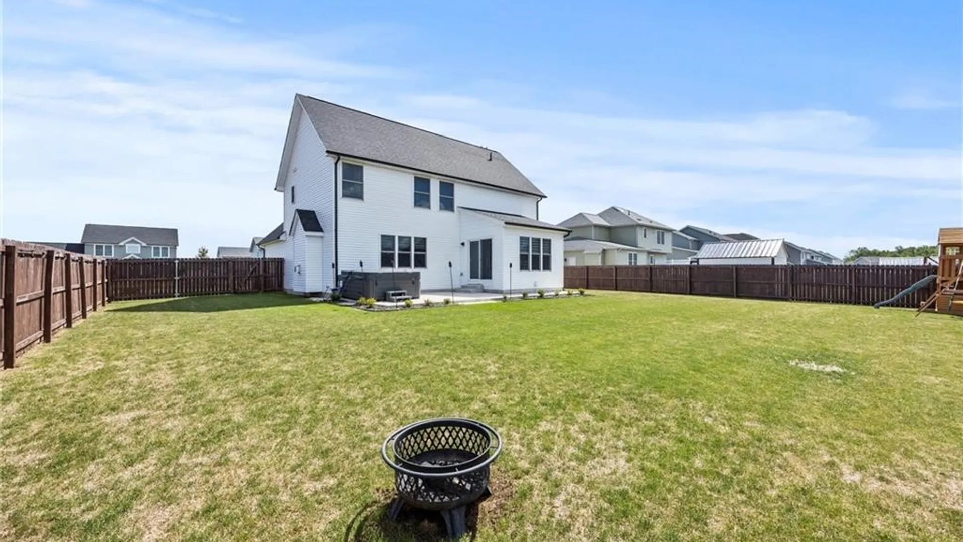 Property at 6114 Wildwood Way, Lockport Town, NY 14094 43