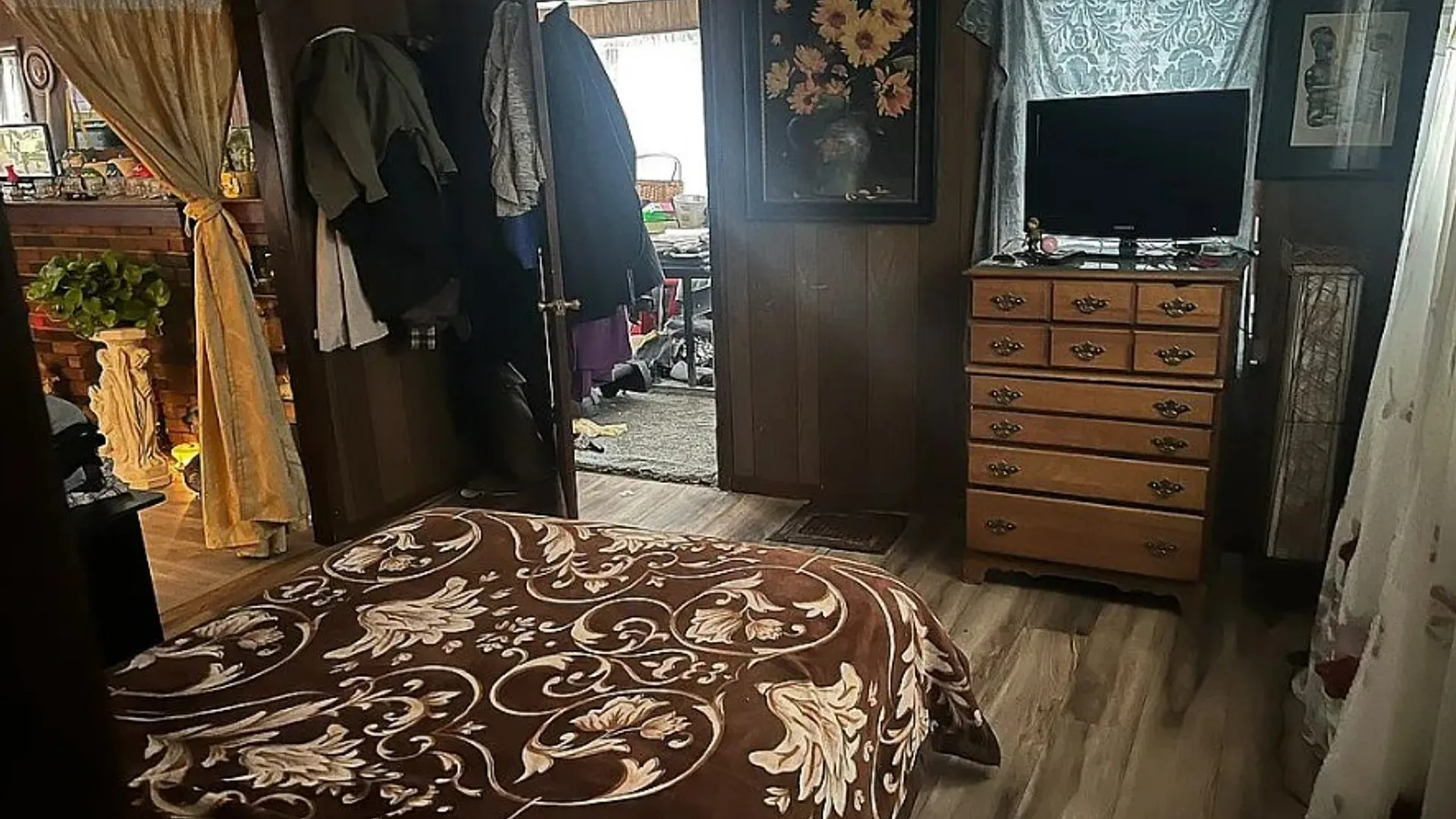 Property at 218 Chestnut Street, Elmira City, NY 14904 5