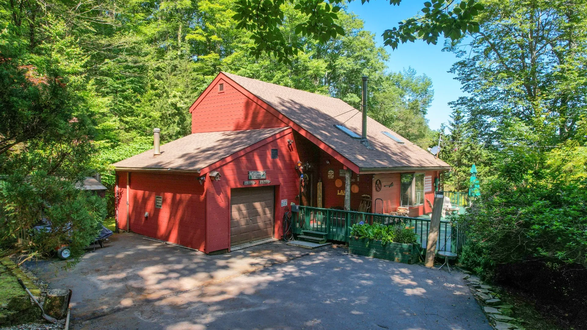 Property at 2560 Chiloway Rd, Roscoe, NY 12776 2