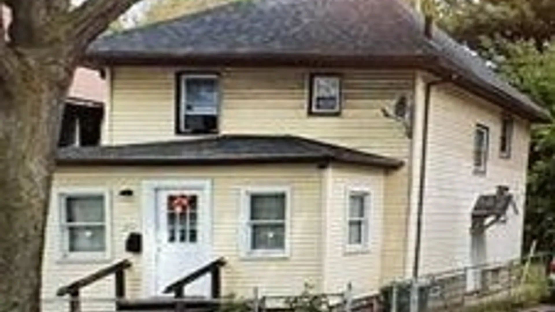 Property at 256 Avenue D, Rochester, NY 14621 2