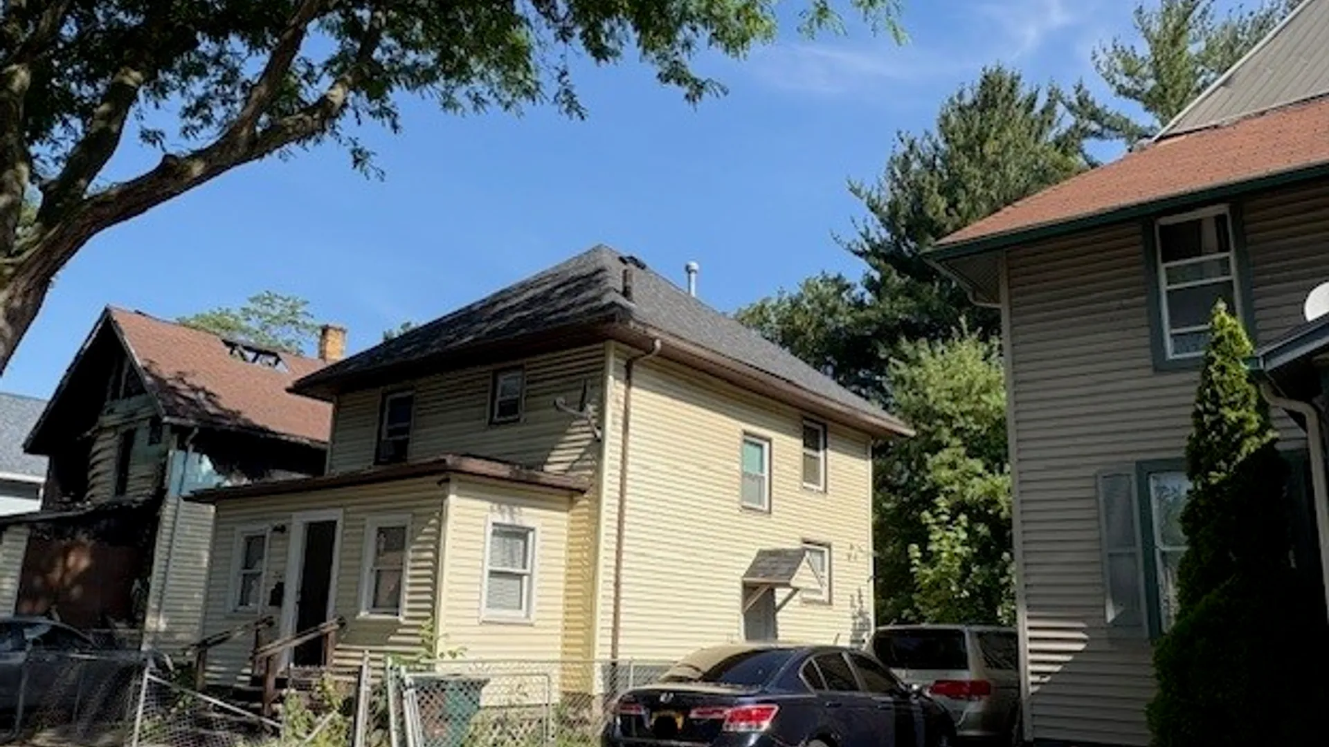 Property at 256 Avenue D, Rochester, NY 14621 3