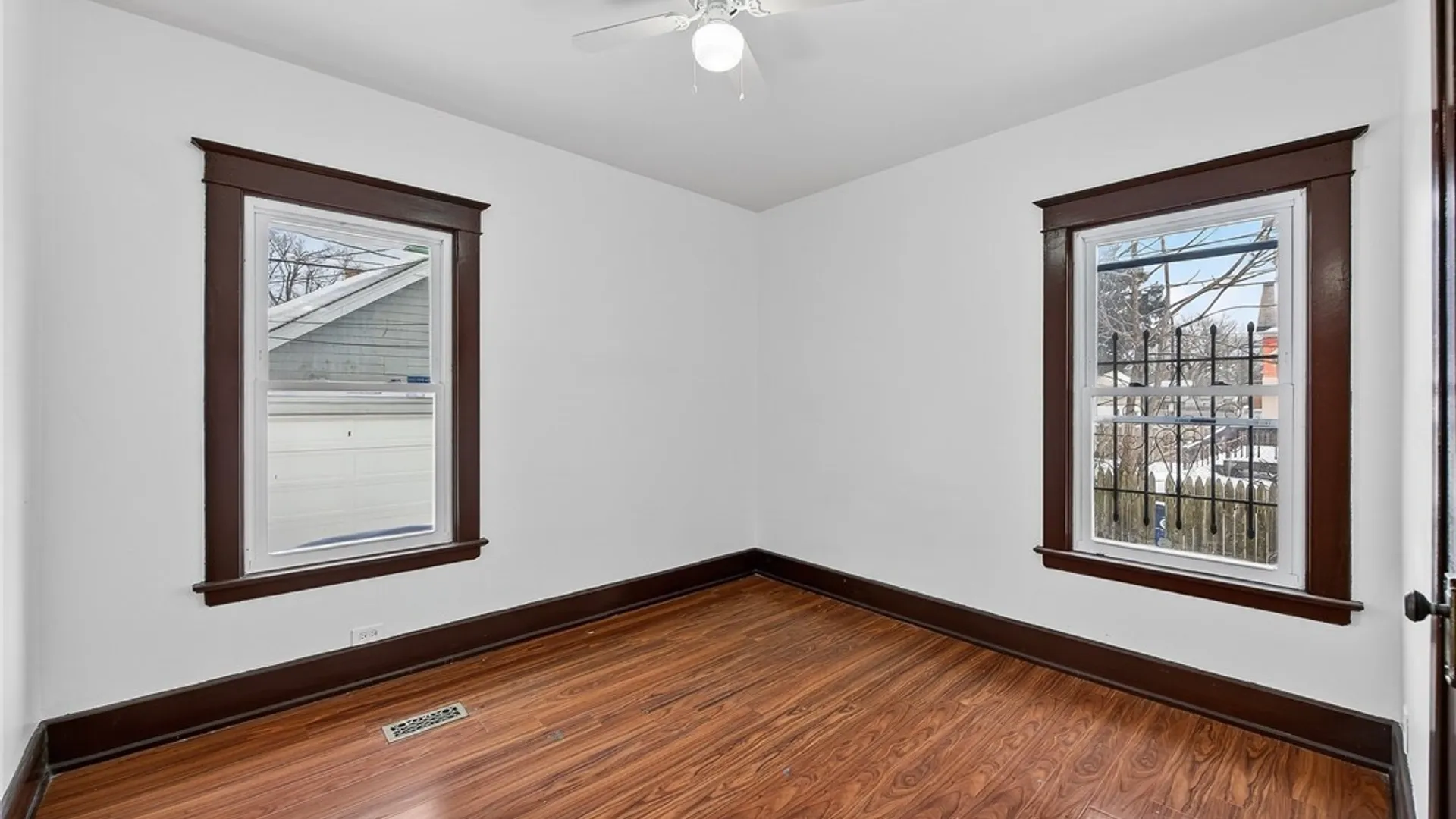 Property at 32 Brunswick Boulevard, Buffalo, NY 14208 24