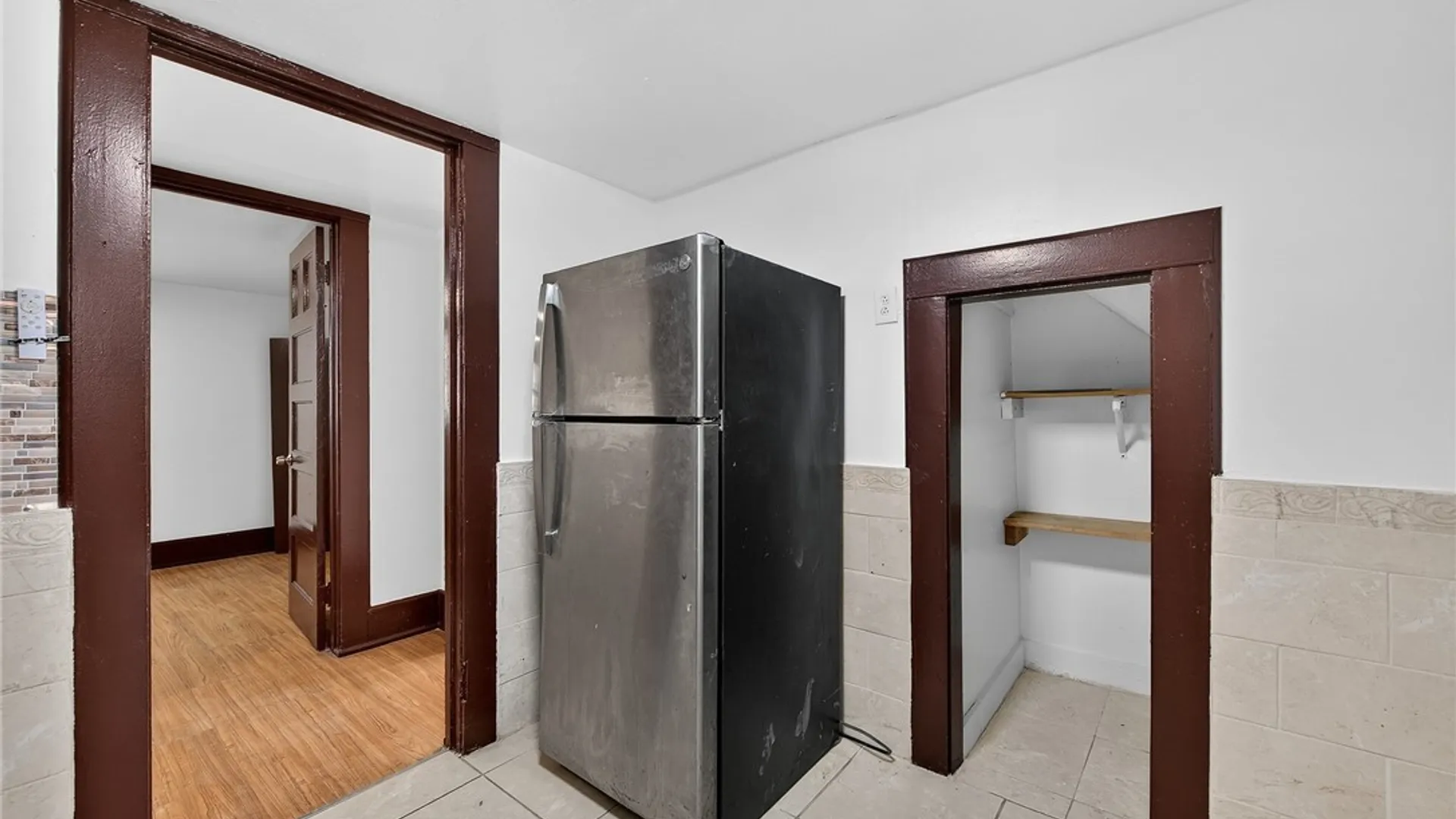 Property at 32 Brunswick Boulevard, Buffalo, NY 14208 33