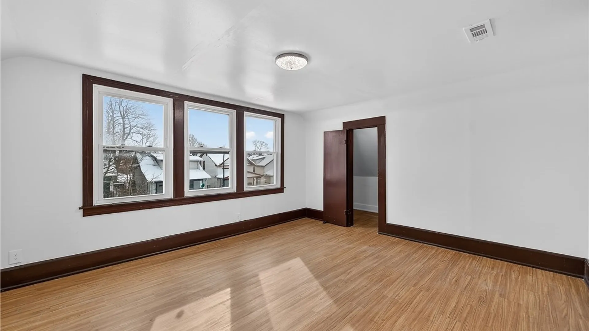 Property at 32 Brunswick Boulevard, Buffalo, NY 14208 38
