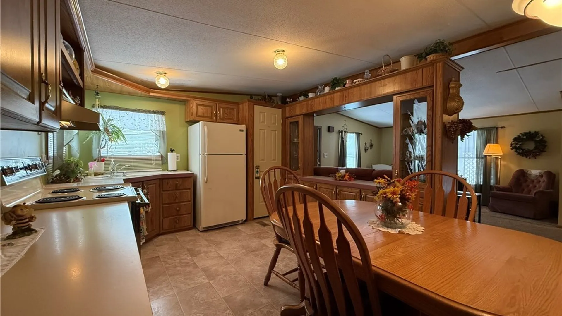 Property at 343 Applewood Drive, Lockport Town, NY 14094 13