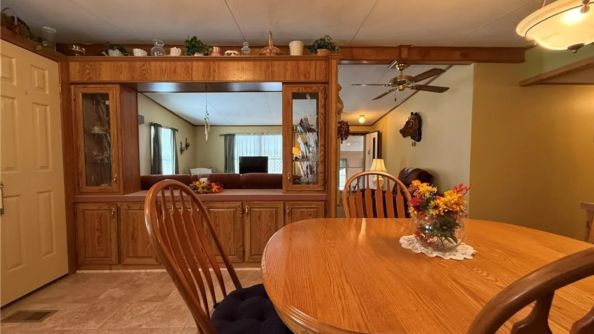 Property at 343 Applewood Drive, Lockport Town, NY 14094 17