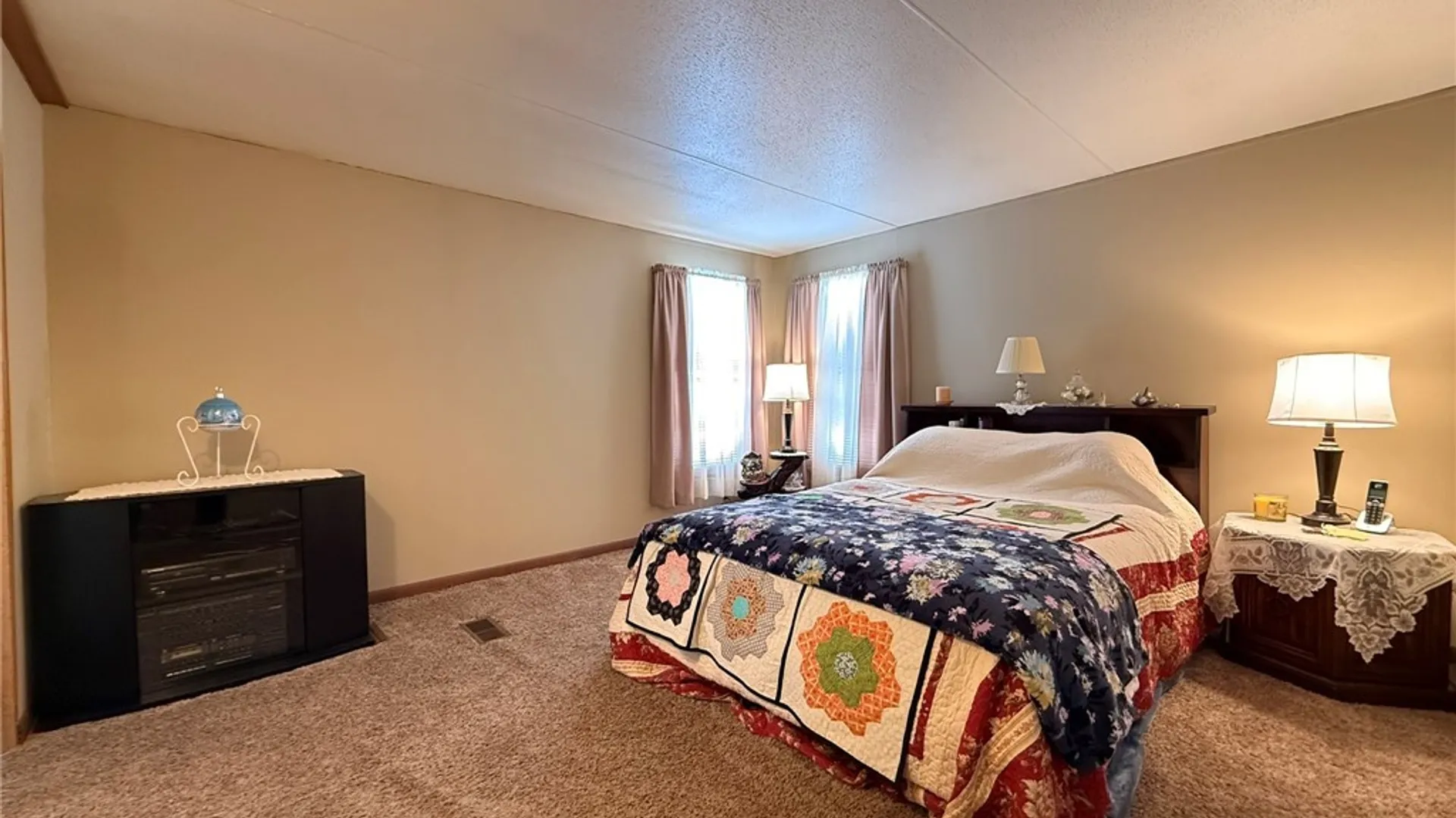 Property at 343 Applewood Drive, Lockport Town, NY 14094 19