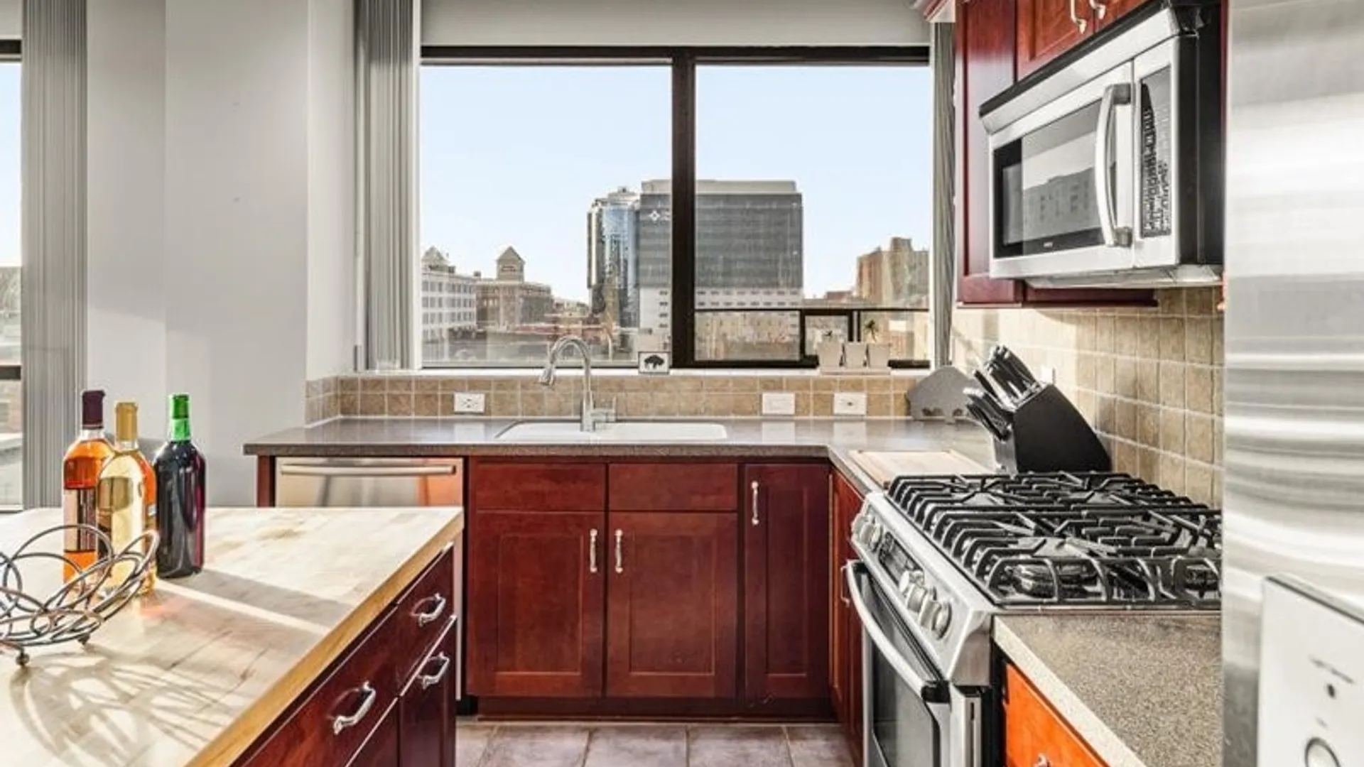 Property at 610 Main Street, Buffalo, NY 14202 18