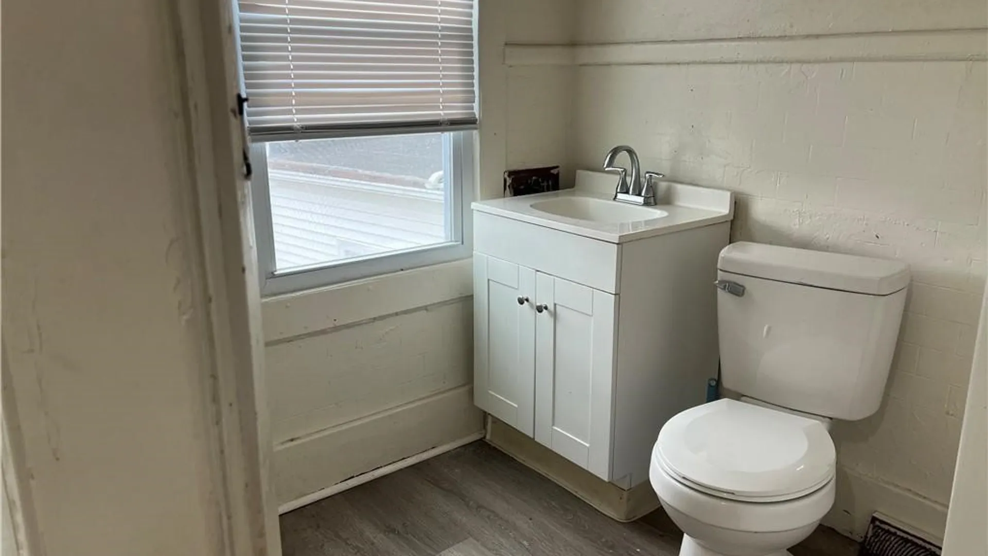 Property at 809 Jefferson Avenue, Utica, NY 13501 23