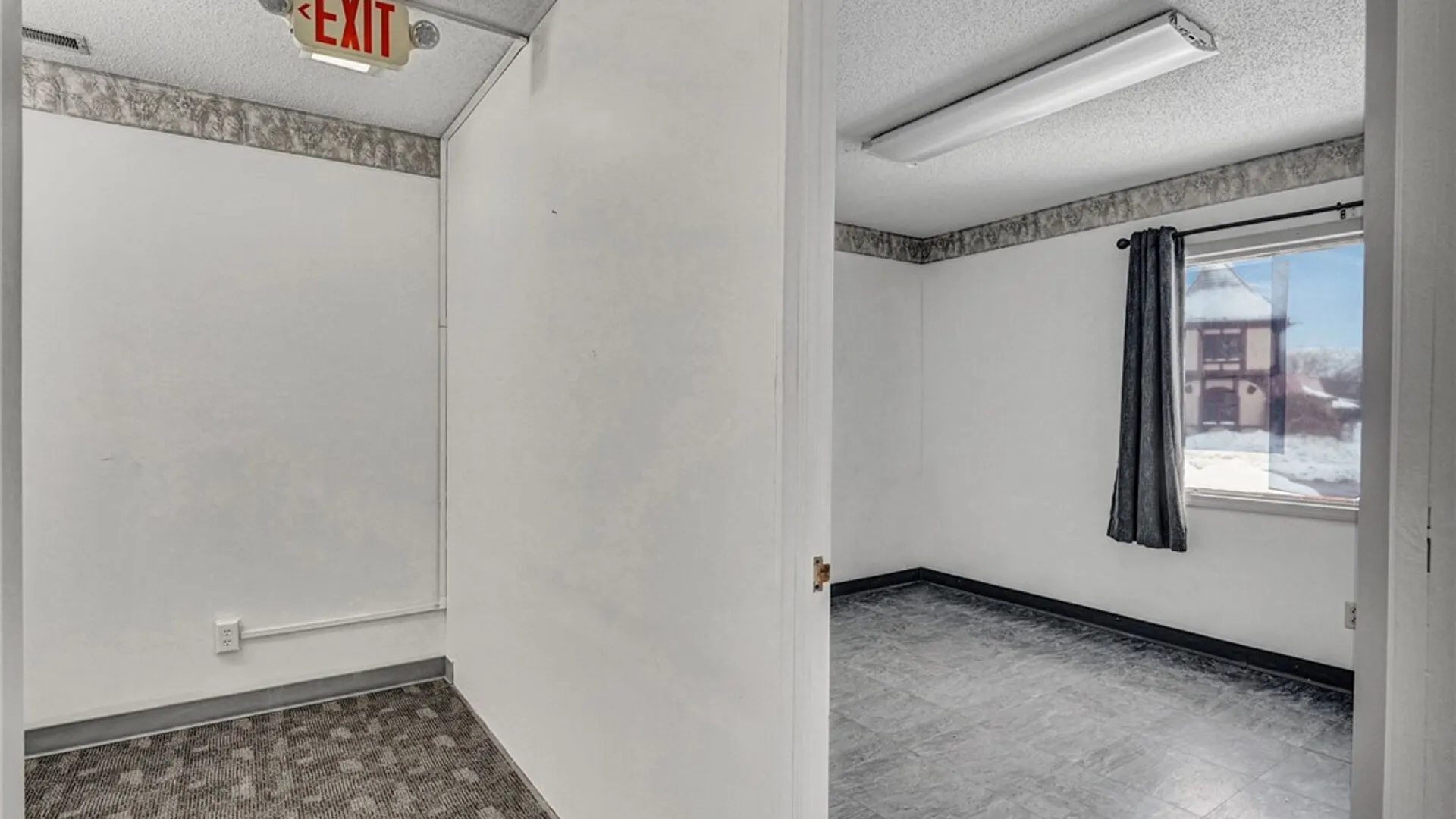 Property at 1064 Harlem Road, Cheektowaga, NY 14227 11