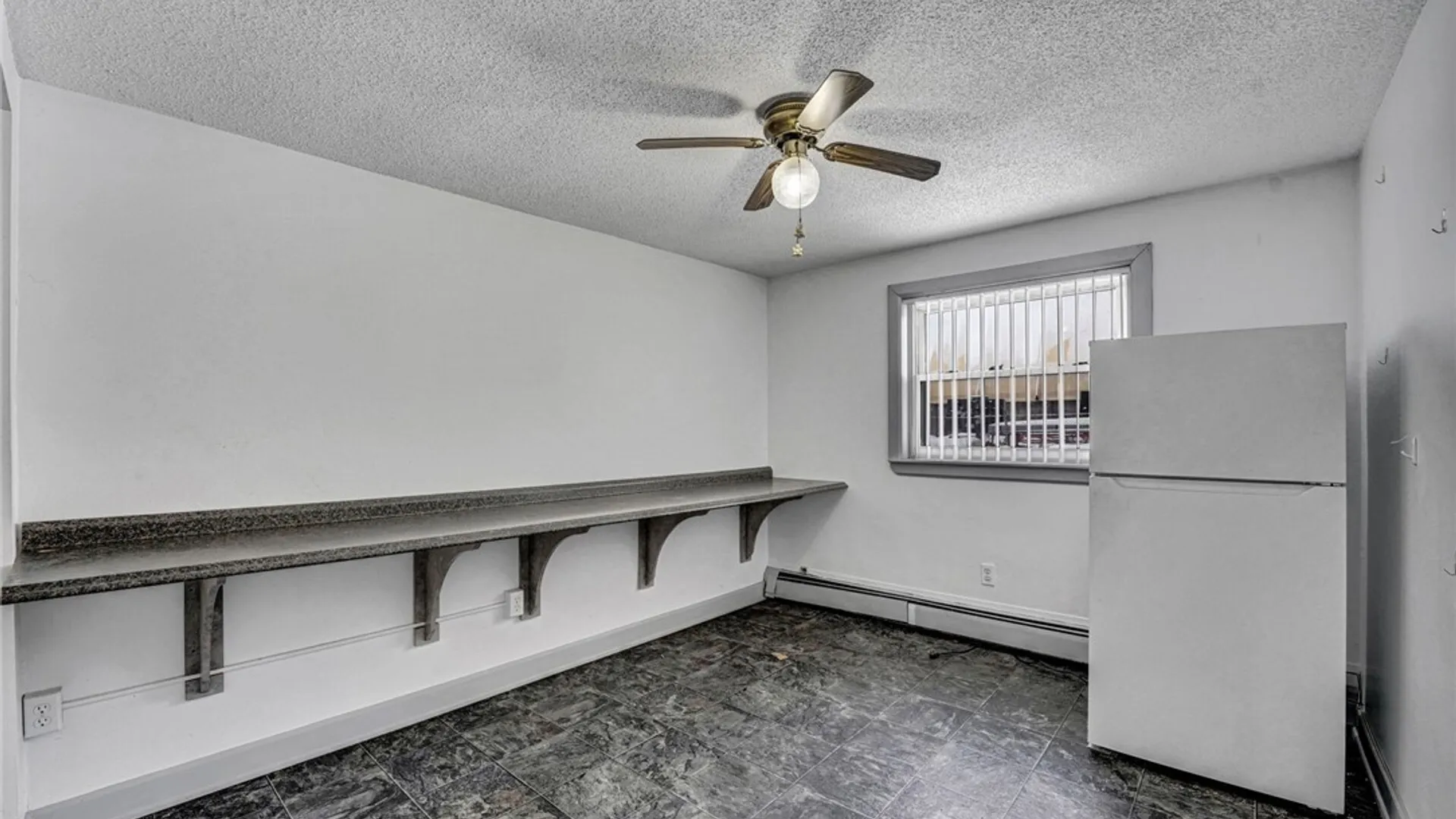 Property at 1064 Harlem Road, Cheektowaga, NY 14227 24