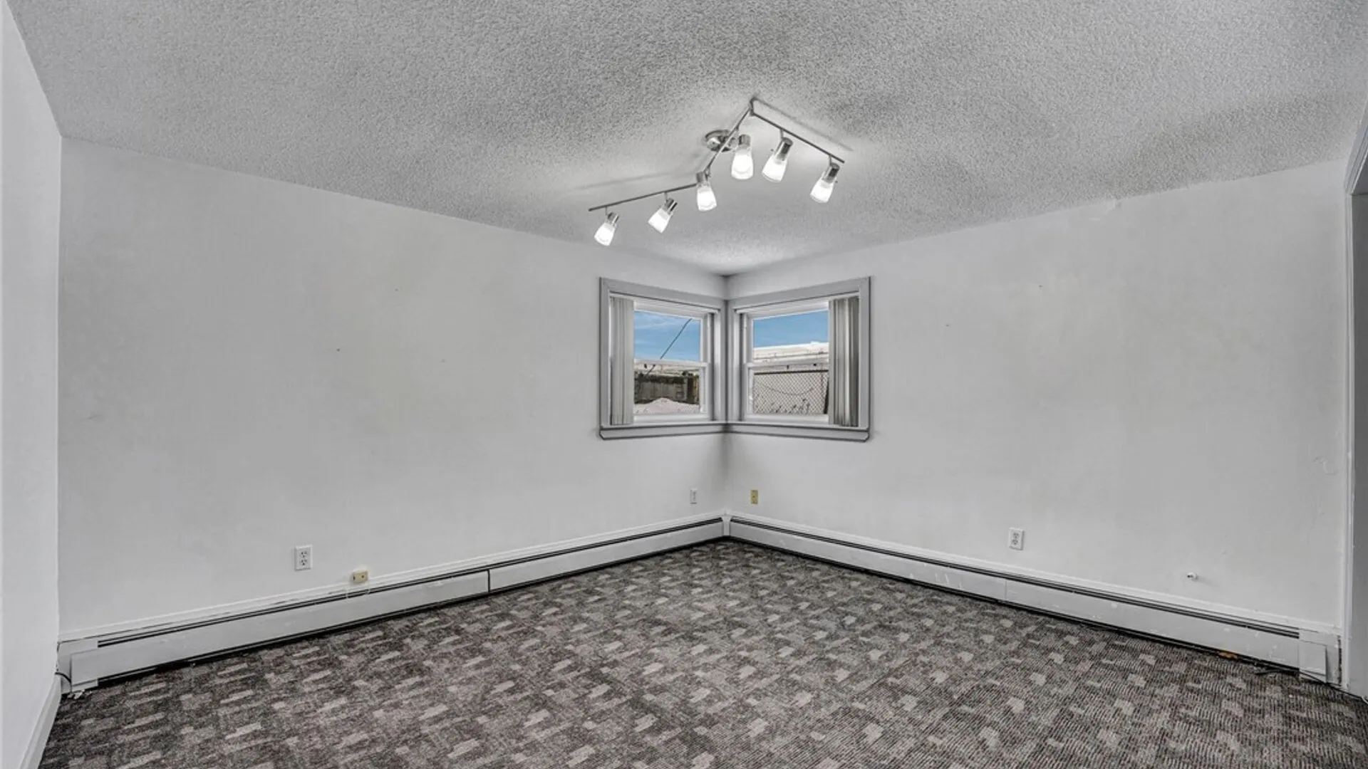 Property at 1064 Harlem Road, Cheektowaga, NY 14227 26