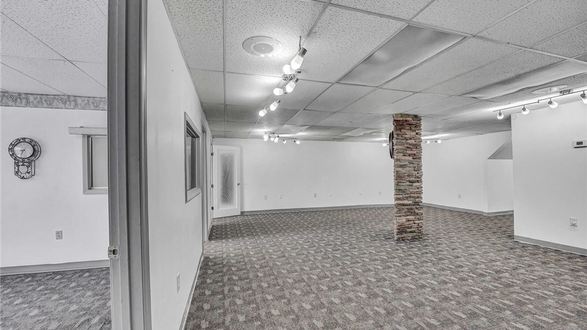 Property at 1064 Harlem Road, Cheektowaga, NY 14227 8