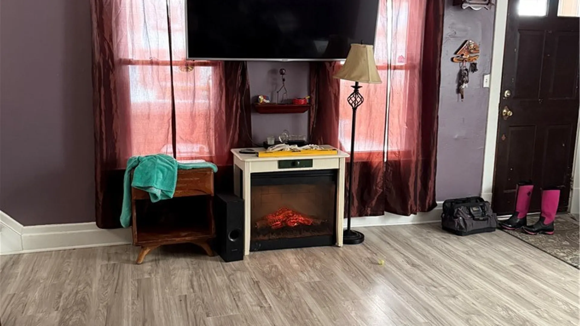 Property at 4021 Bell Street, Niagara Falls, NY 14305 2