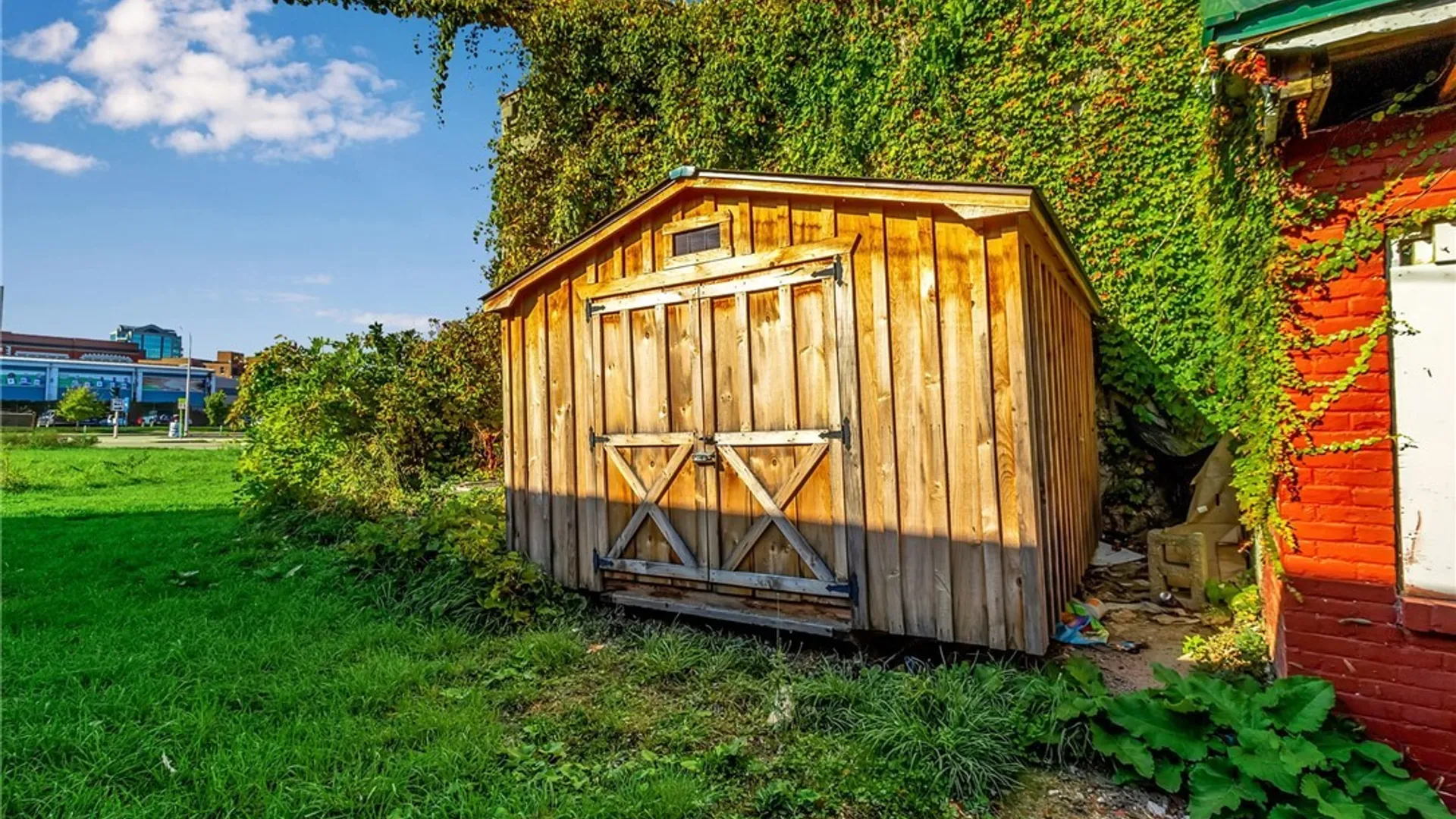 Property at 582 Michigan Avenue, Buffalo, NY 14203 8