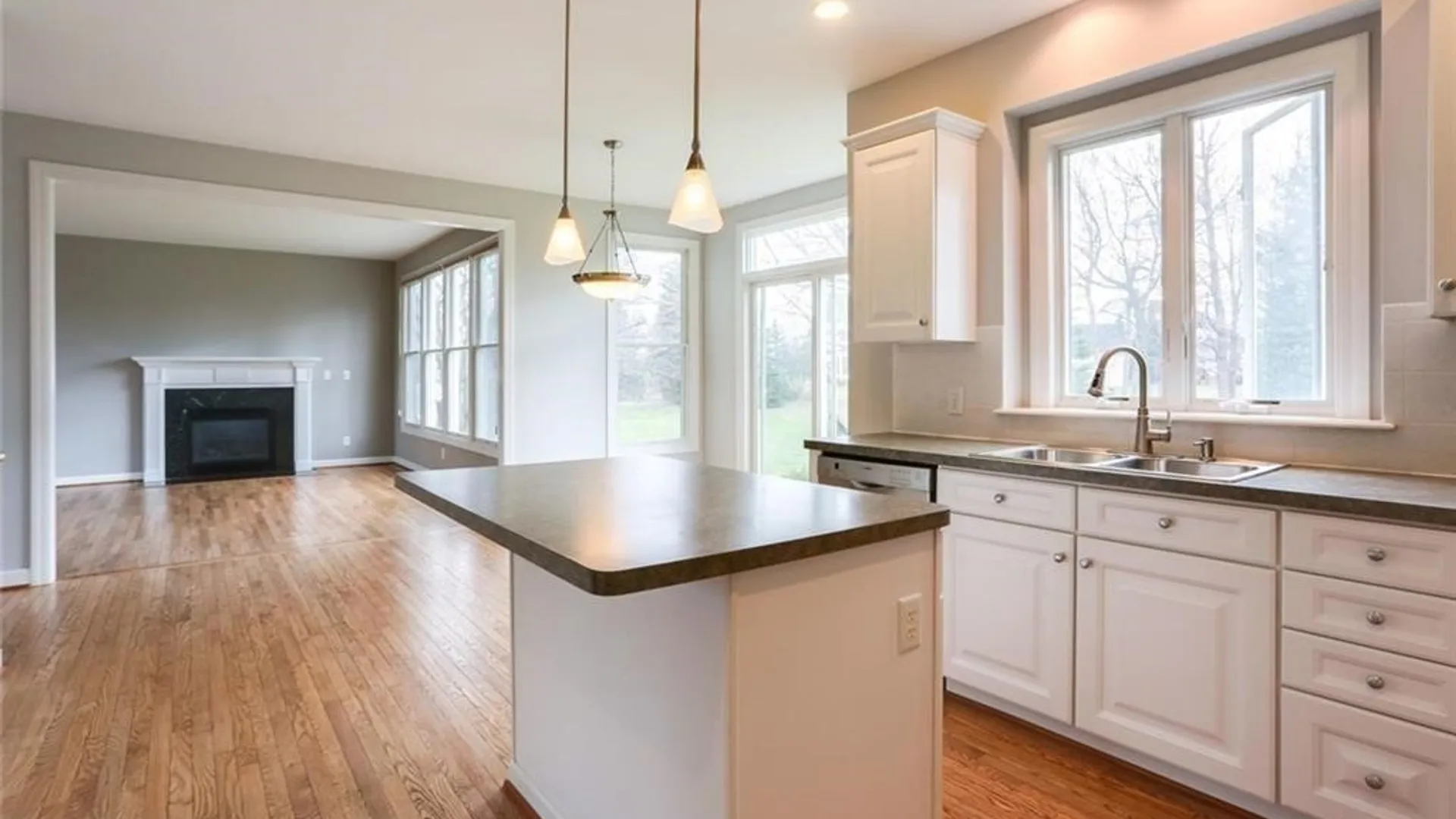 Property at 5558 Marthas Vineyard, Clarence, NY 14032 10