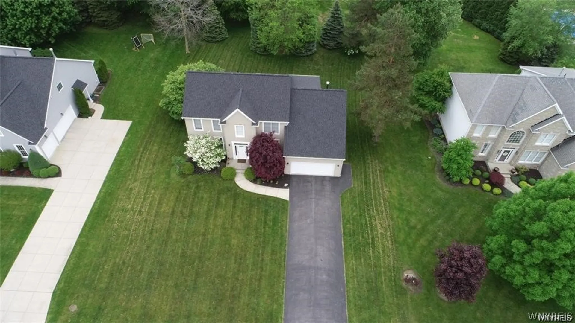 Property at 5558 Marthas Vineyard, Clarence, NY 14032 25