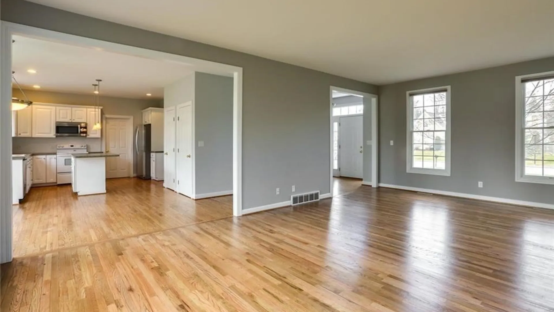 Property at 5558 Marthas Vineyard, Clarence, NY 14032 6