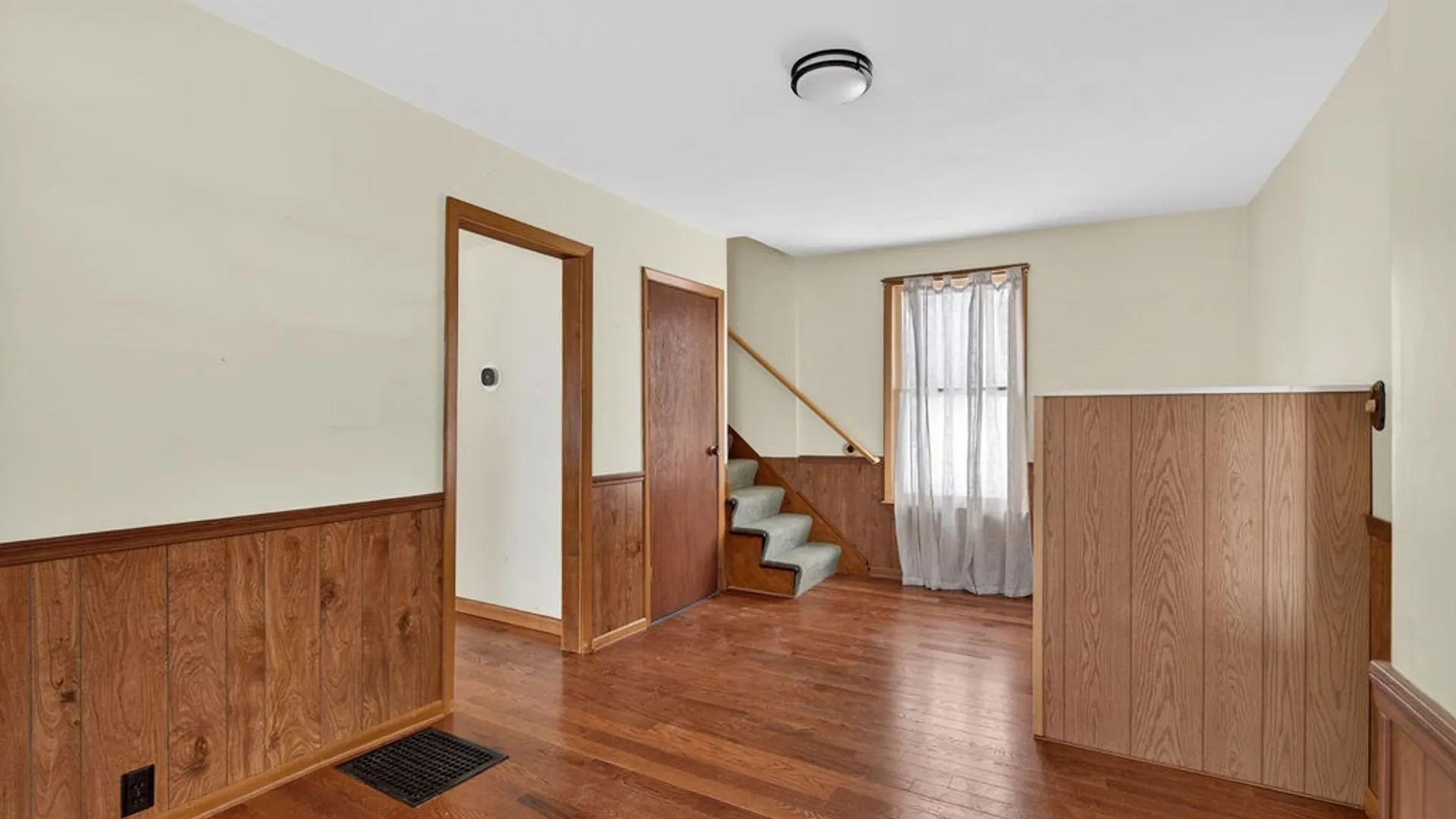 Property at 153 Seneca Street, Manlius, NY 13104 4