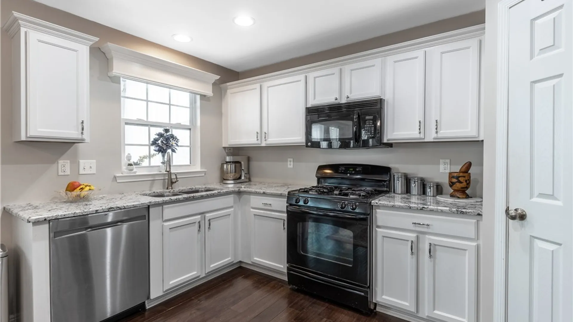 Property at 5784 Willow Creek Lane, Cambria, NY 14132 24