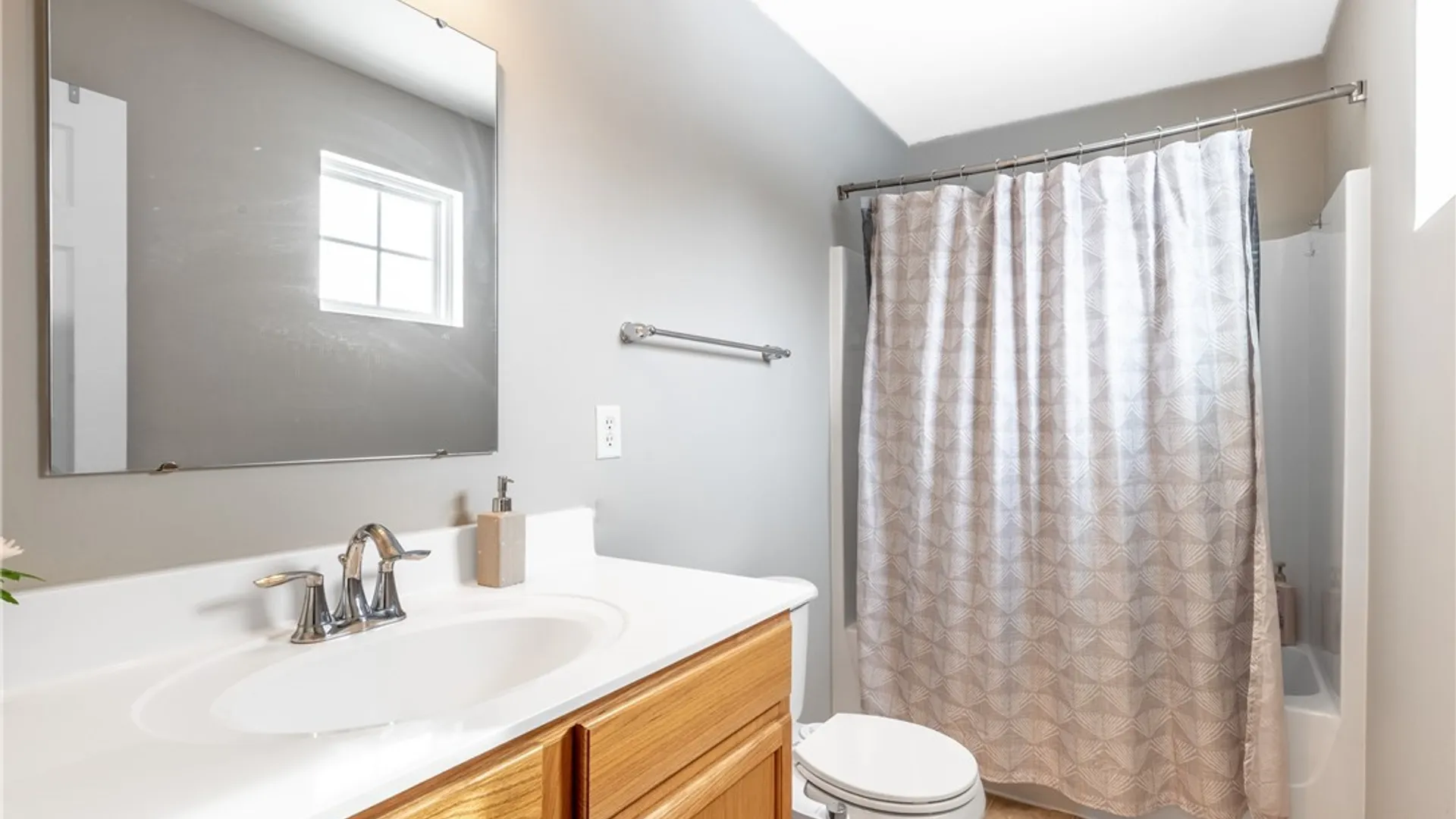 Property at 5784 Willow Creek Lane, Cambria, NY 14132 45