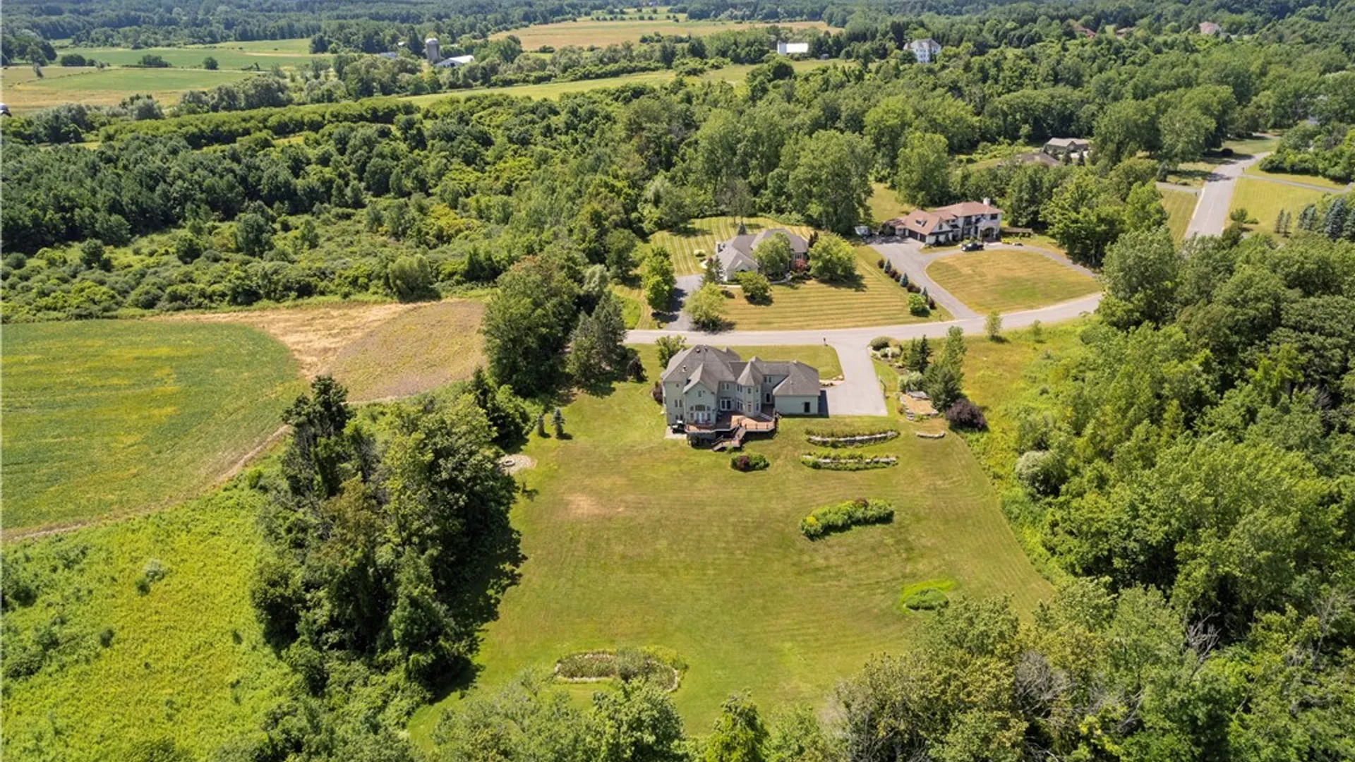 Property at 4020 Deer Crossing, Pompey, NY 13104 3