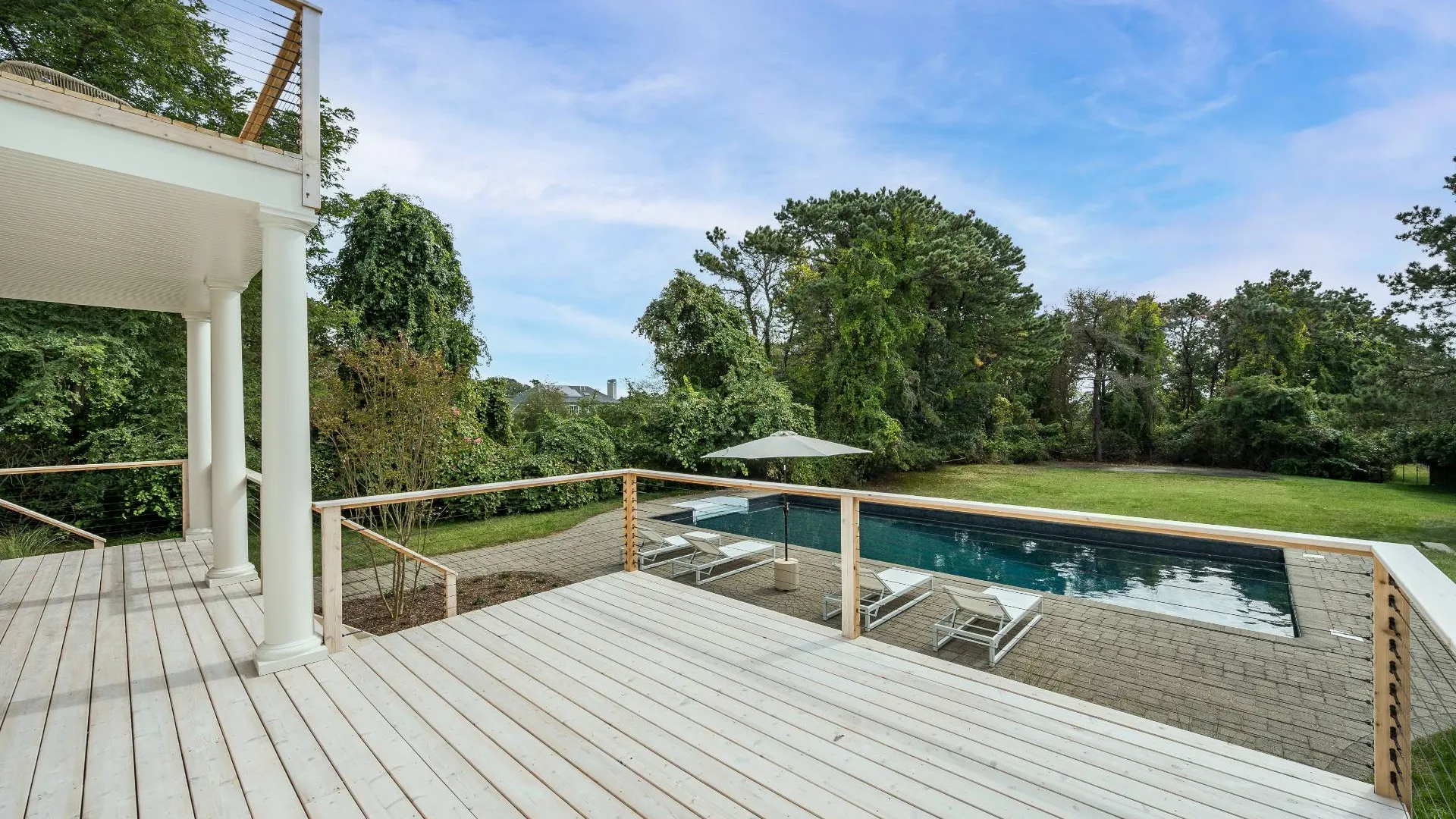 Property at 286 MONTAUK HWY, Southampton, NY 11968 13