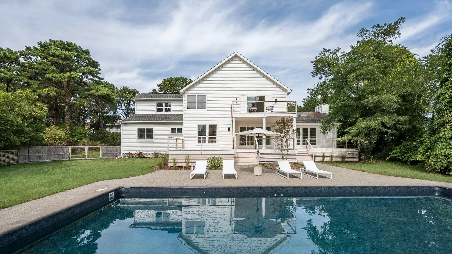Property at 286 MONTAUK HWY, Southampton, NY 11968 14