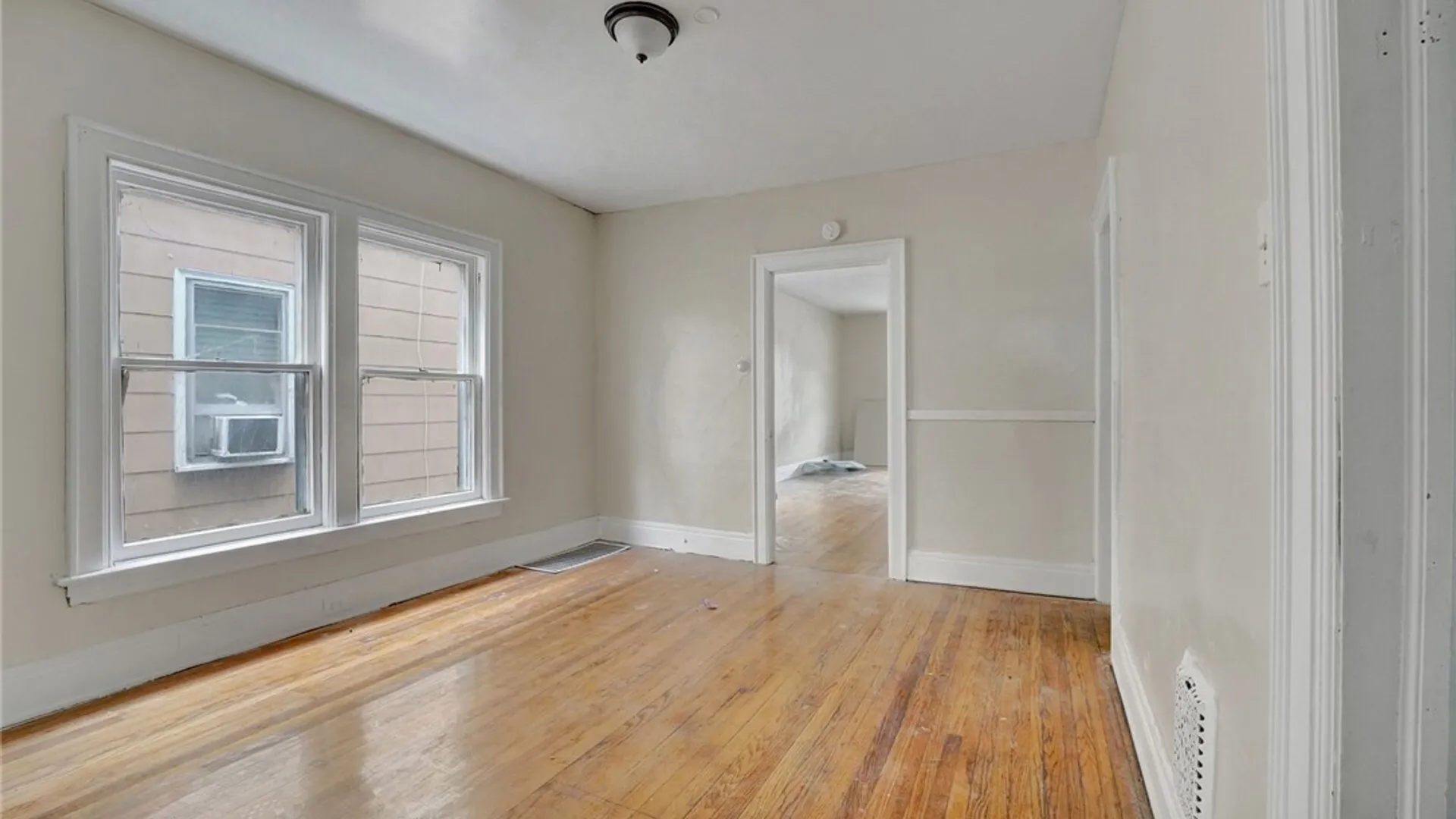 Property at 262 Breckenridge Street, Buffalo, NY 14213 12