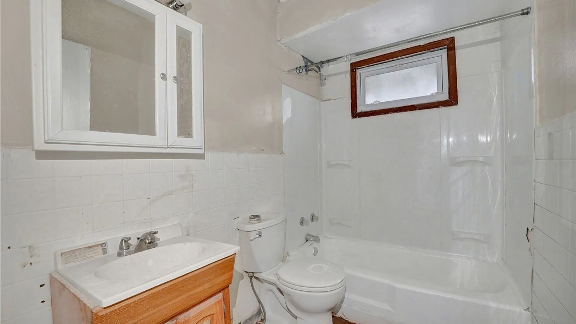 Property at 262 Breckenridge Street, Buffalo, NY 14213 13