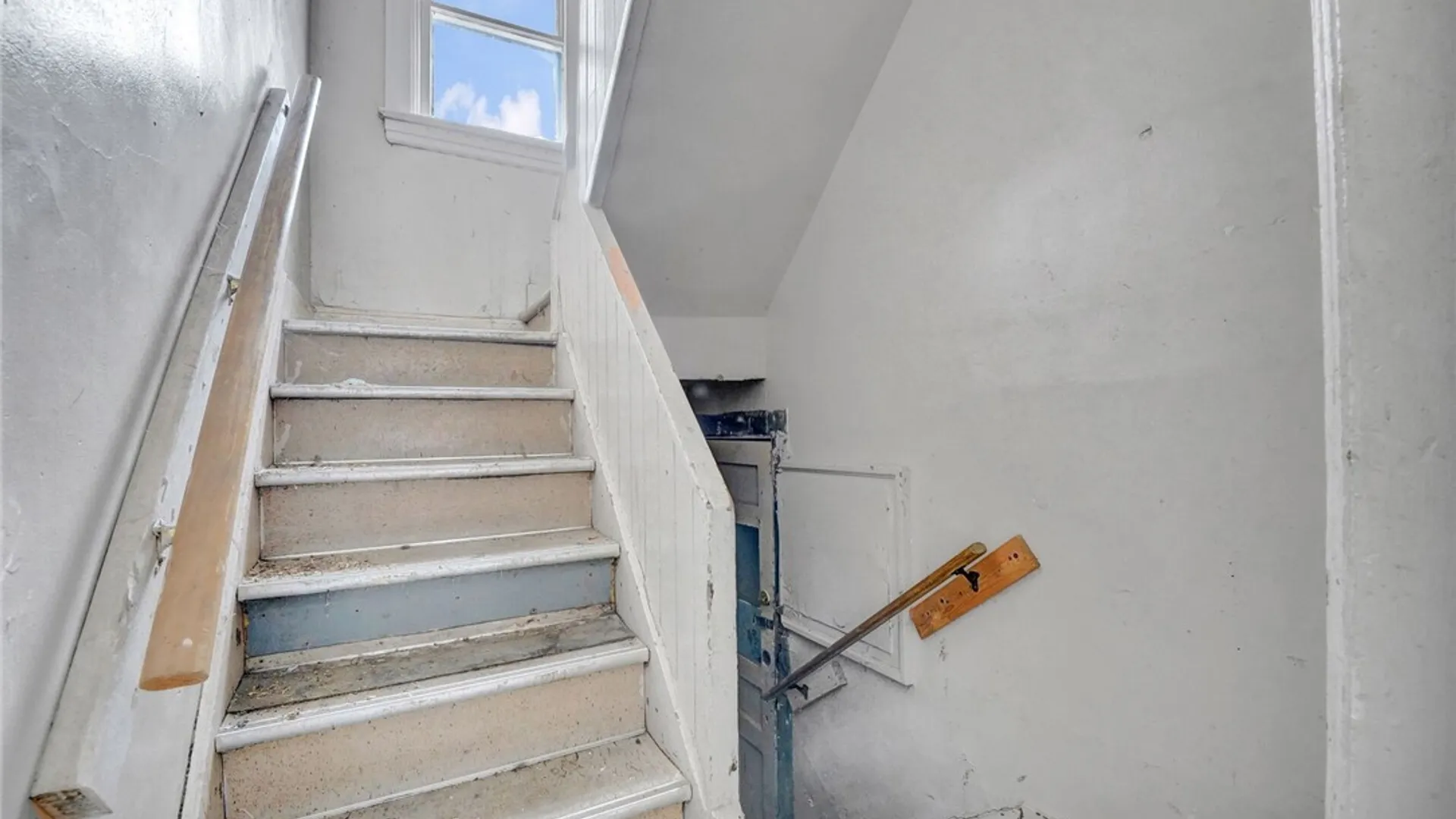 Property at 262 Breckenridge Street, Buffalo, NY 14213 17