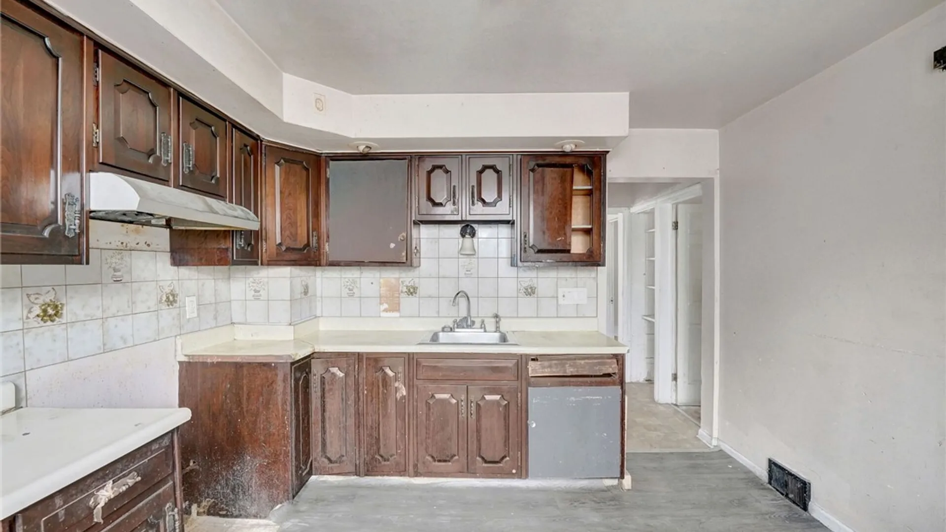 Property at 262 Breckenridge Street, Buffalo, NY 14213 32
