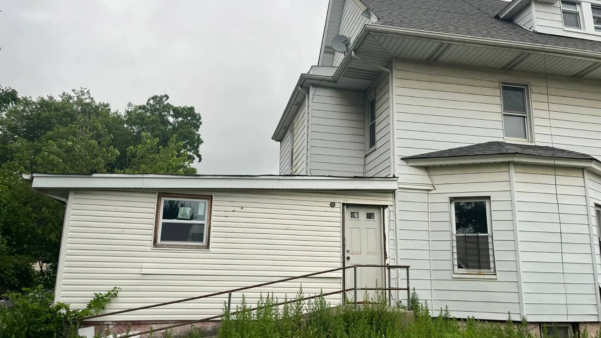 Property at 137-26 224th St, Laurelton, NY 11413 11
