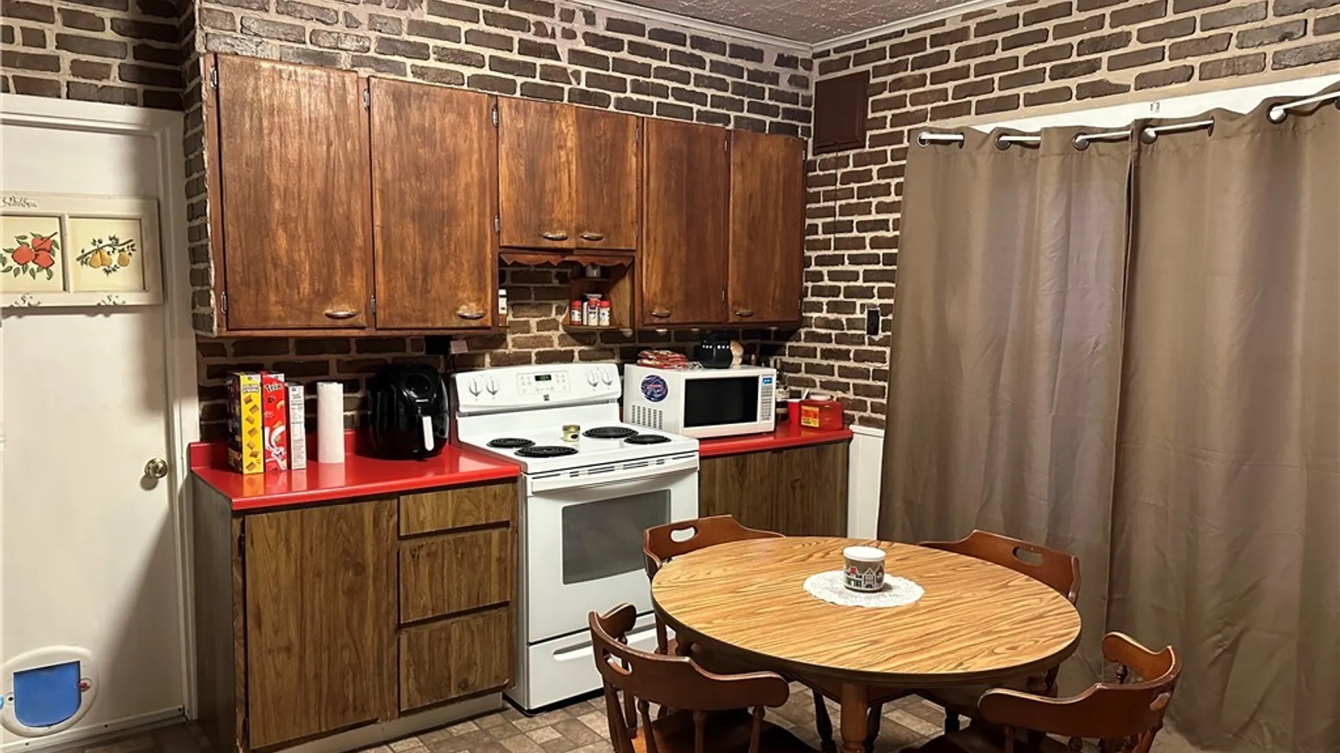 Property at 208 Stevenson Street, Buffalo, NY 14210 10