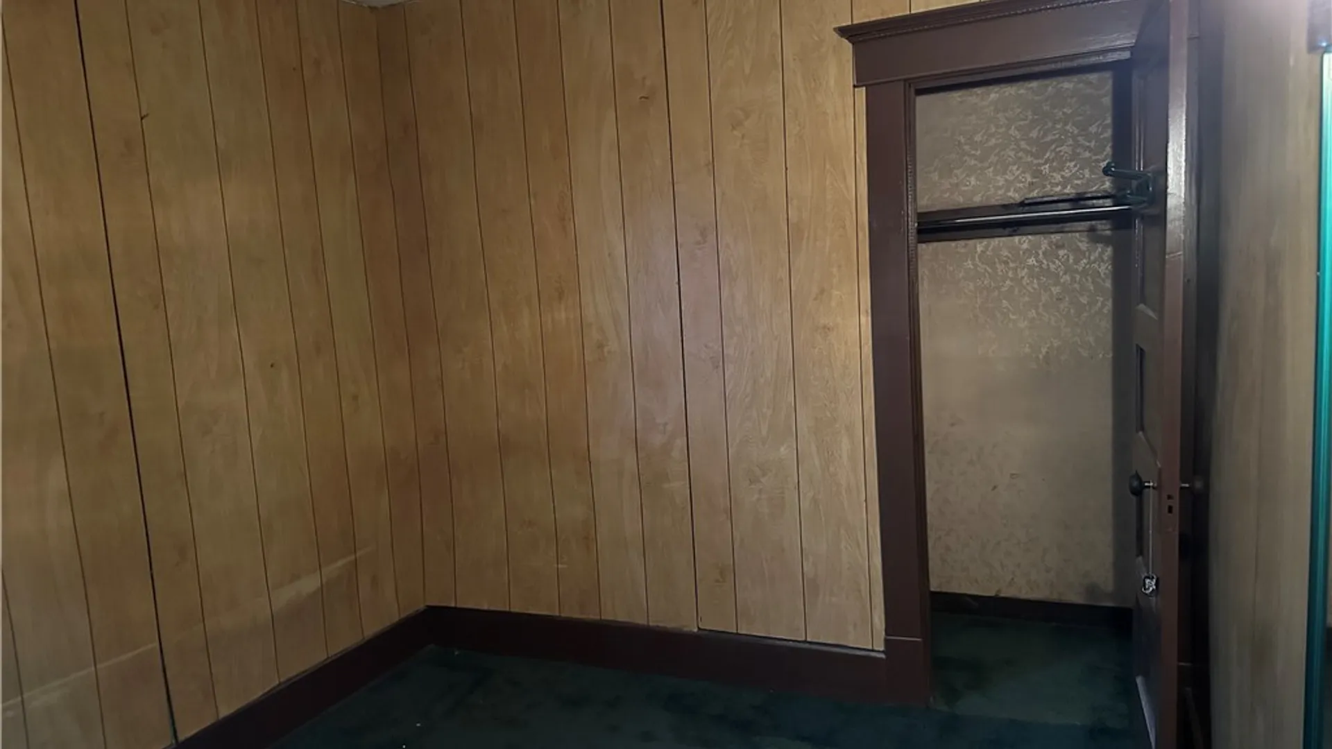 Property at 208 Stevenson Street, Buffalo, NY 14210 9