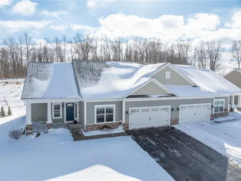 Property at 23 Longtrail Lane, Henrietta, NY 14467