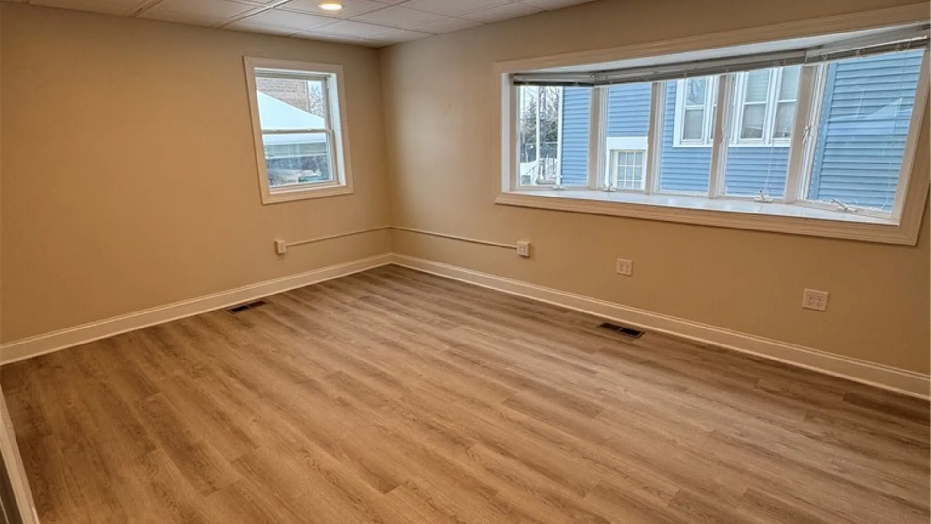 Property at 107 Humboldt Parkway, Buffalo, NY 14214 9
