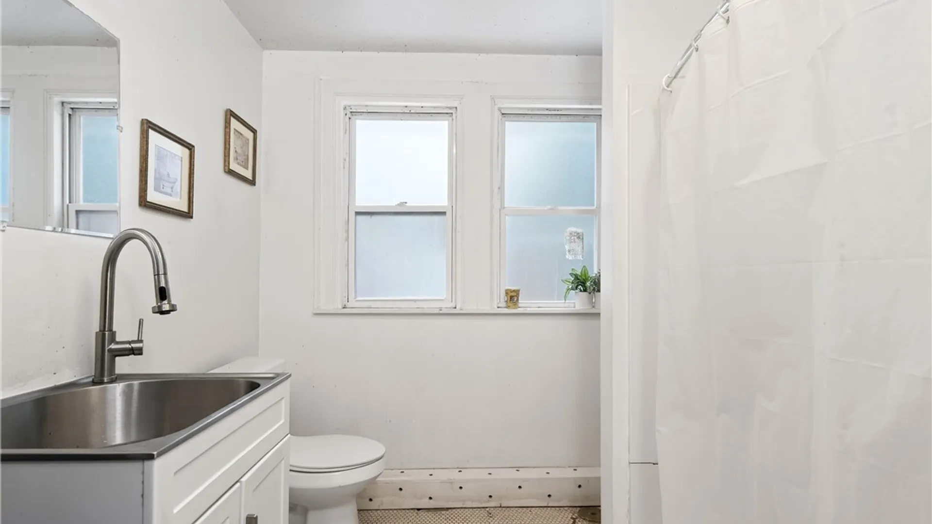 Property at 829 Fillmore Avenue, Buffalo, NY 14212 8